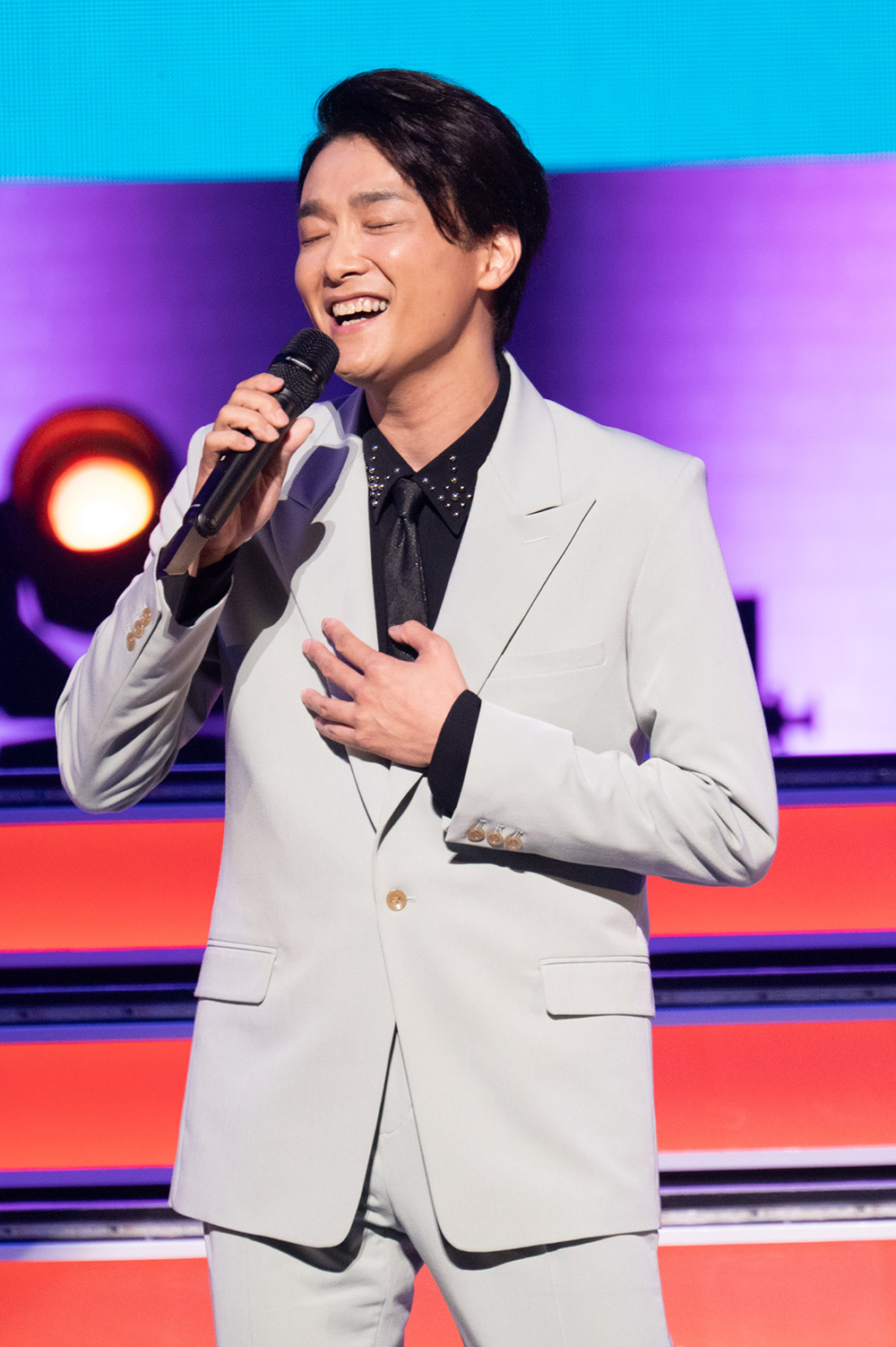 井上芳雄
